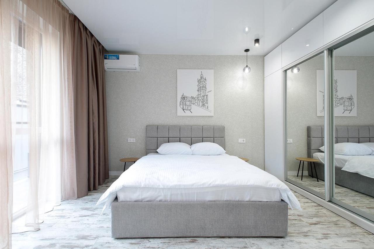 Luxury Nest Center 公寓 利沃夫