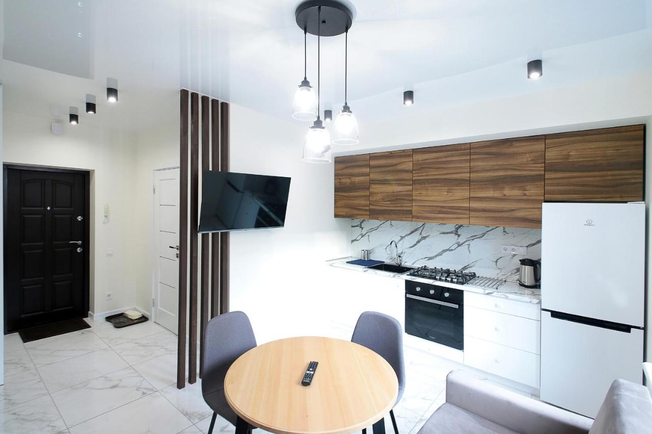 公寓 Luxury Nest Center *