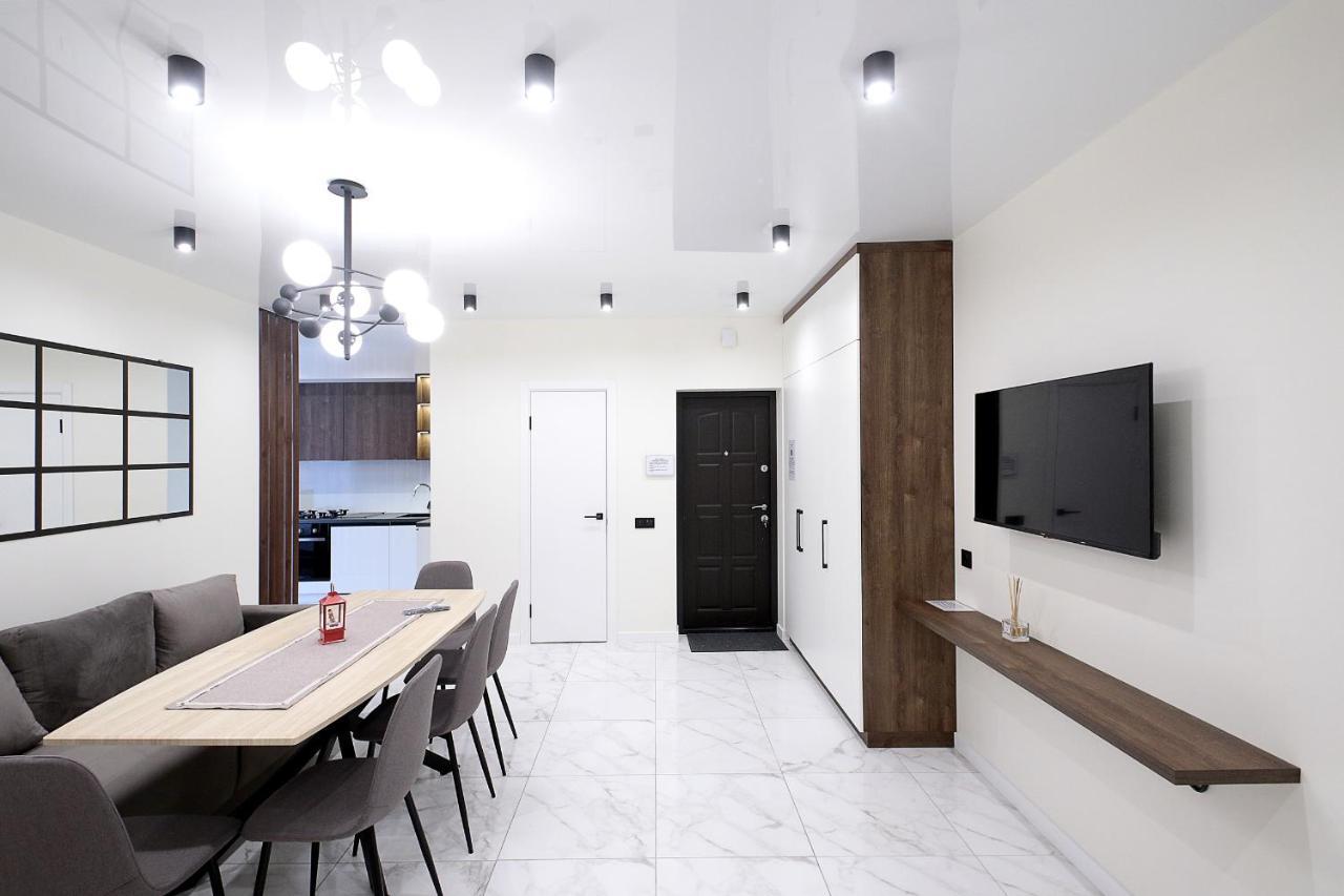 Luxury Nest Center 公寓 利沃夫