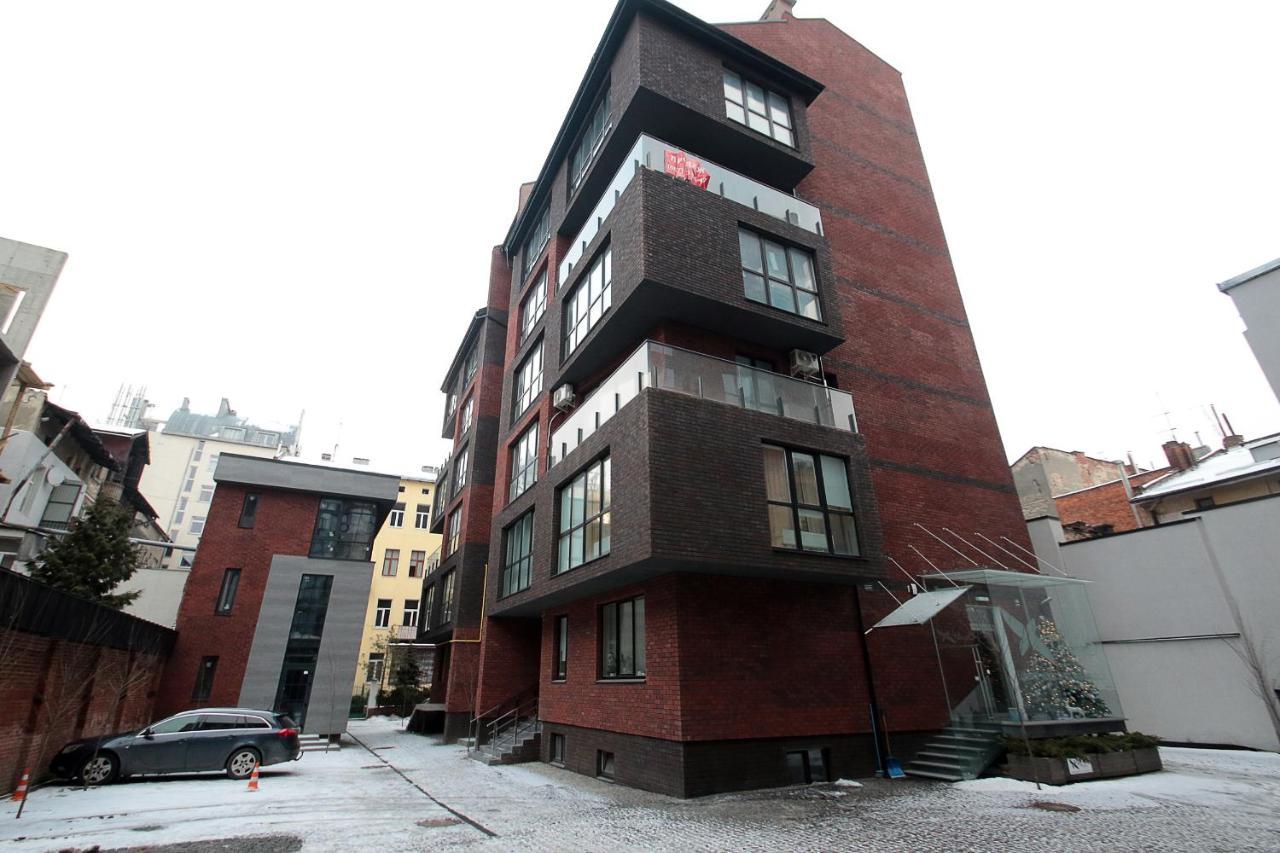 Luxury Nest Center